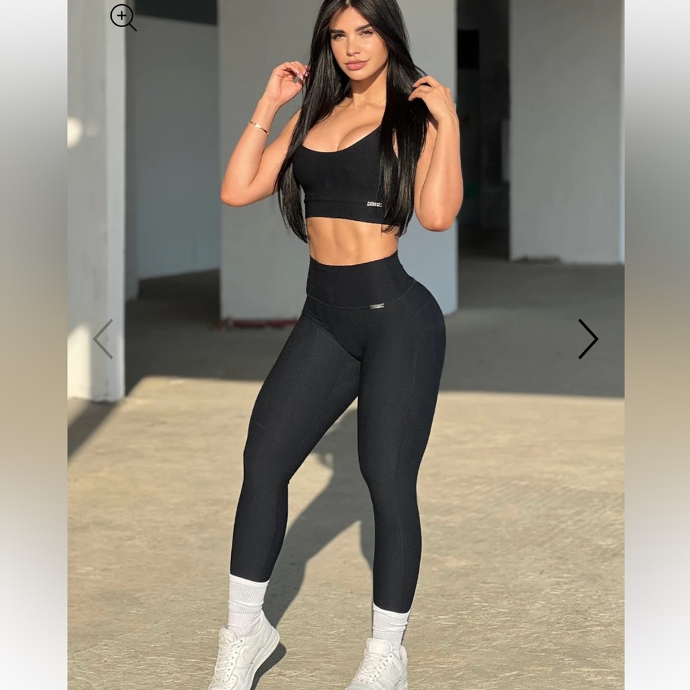 Bombshell sportswear Chevron Leggings